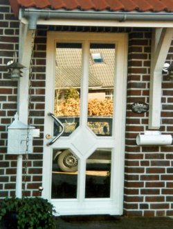 Tischlerei Helmut Meyer GmbH - Haustüren - HT 105